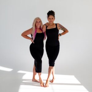 Kleita JANE (slaidinoša, melnā krāsā)